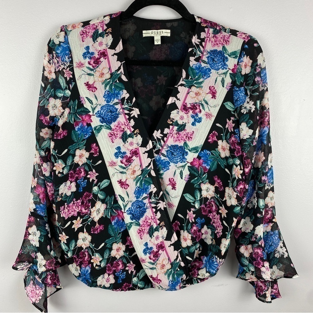 ✨3/$20✨ Guess Los Angeles Floral Faux Wrap Blouse Small Sheer Bell Sleeve Top - Picture 4 of 14